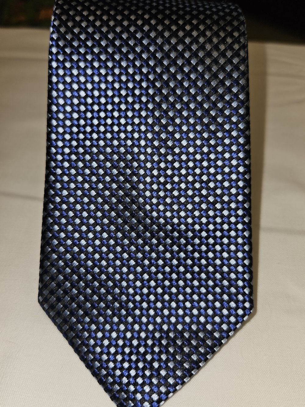 Men's Blue and Black Patterned Silk Tie